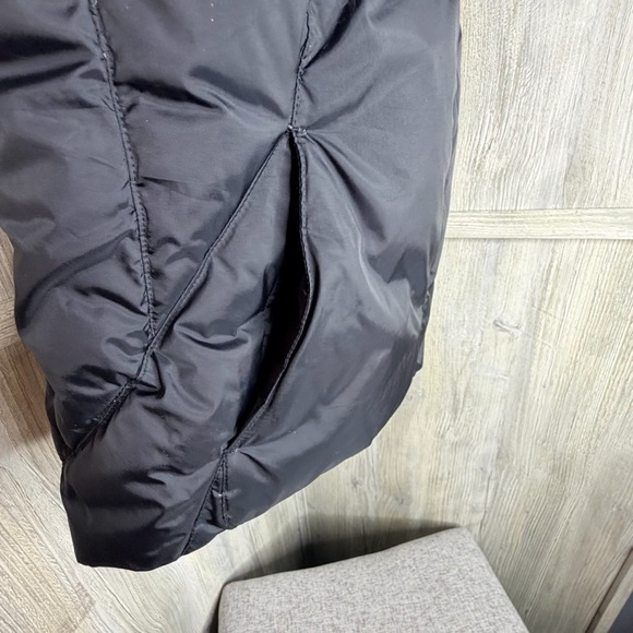 Nike Reversible Puffer Vest Size Medium - Picture 7 of 8